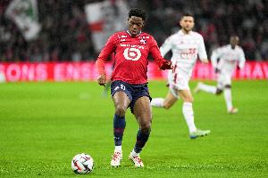 曼晚：曼联应该考虑免签戴维，连续3赛季25+球的前锋可遇不可求