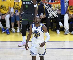 👀国王记者：国王用德文-卡特+萨里奇+选秀权报价库明加