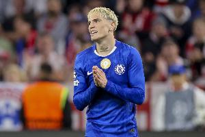 阿媒：加纳乔意识到在阿根廷位置并不确定，亲自联系斯卡洛尼询问