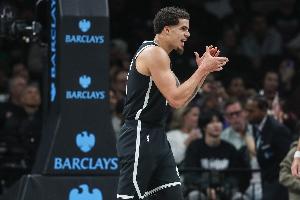 高炮台！小波特半场8中6&三分3中2 得到14分3篮板2助攻