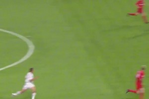 卡卡风骚直塞，克雷斯波一剑封喉！