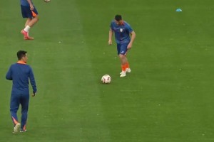 这球性球感绝了！山东泰山外援们的基本功，您给打几分