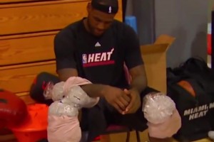 热火时期詹姆斯“养生”被韦德吐槽：你看起来像35岁